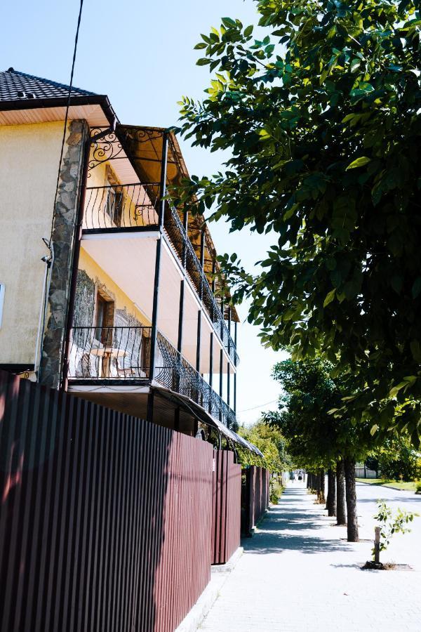Filvarok Hotel Brody Exterior foto