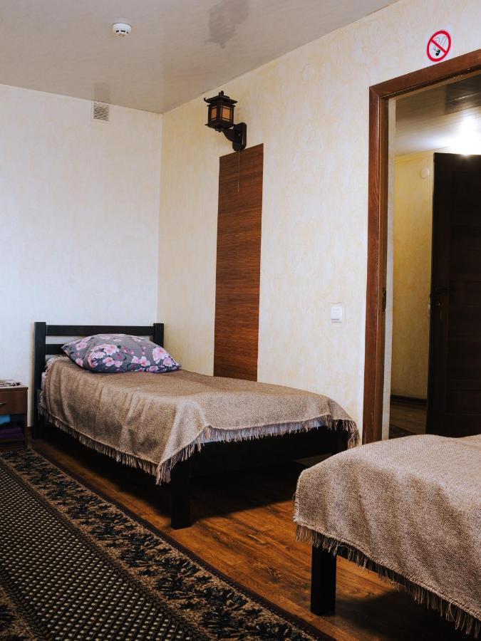 Filvarok Hotel Brody Exterior foto